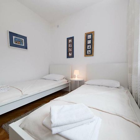 Apartmani Ruzica Crikvenica Exteriör bild