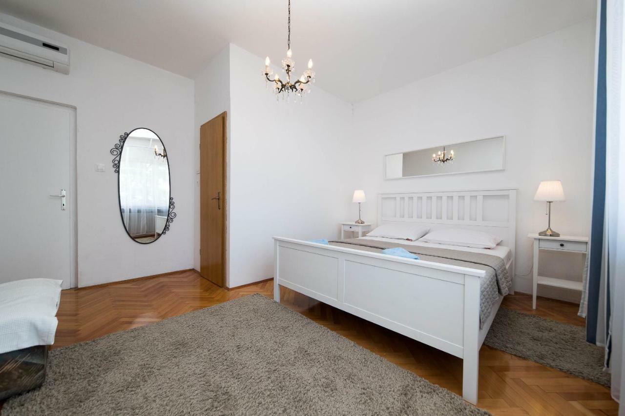 Apartmani Ruzica Crikvenica Exteriör bild