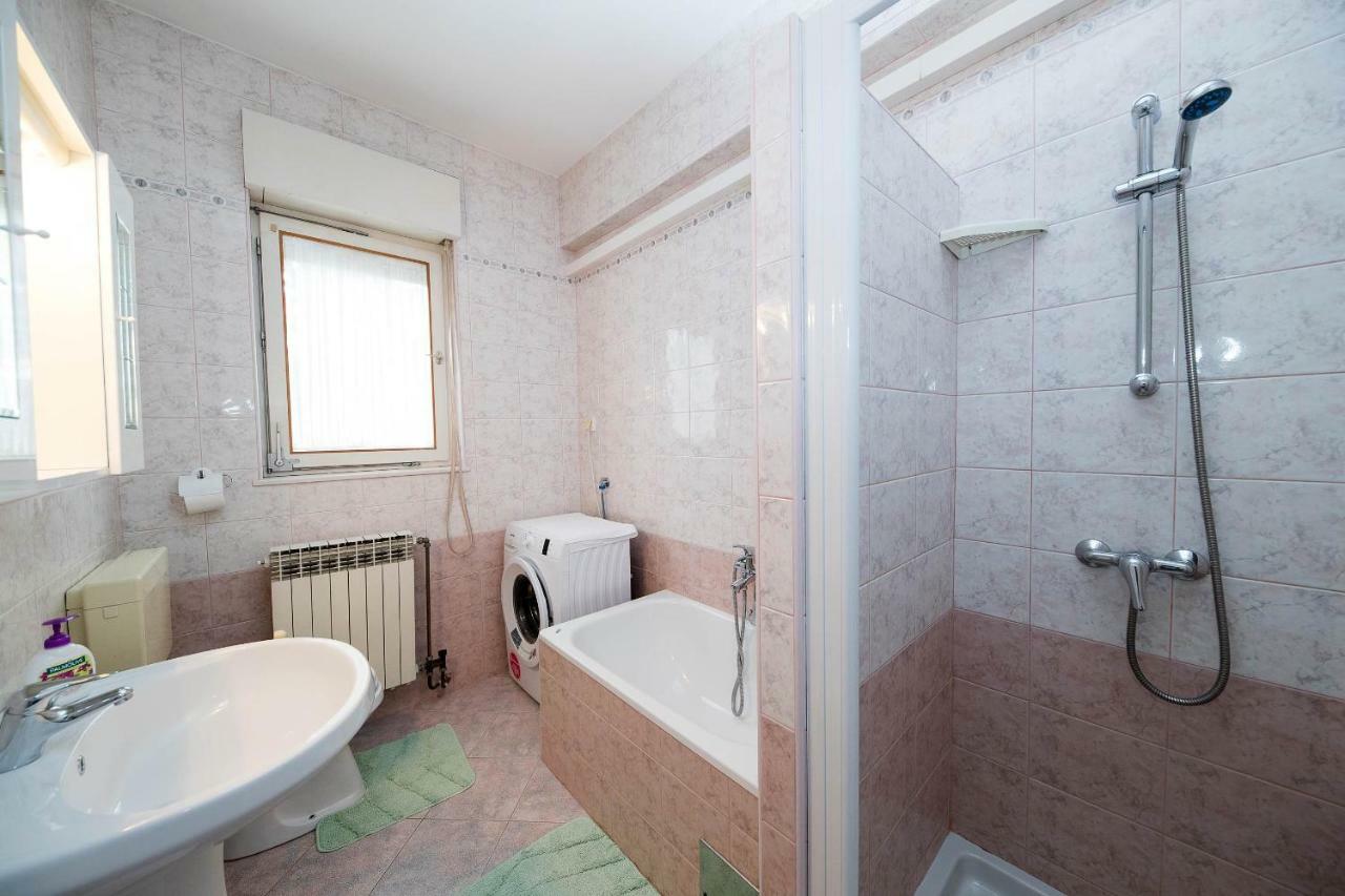 Apartmani Ruzica Crikvenica Exteriör bild