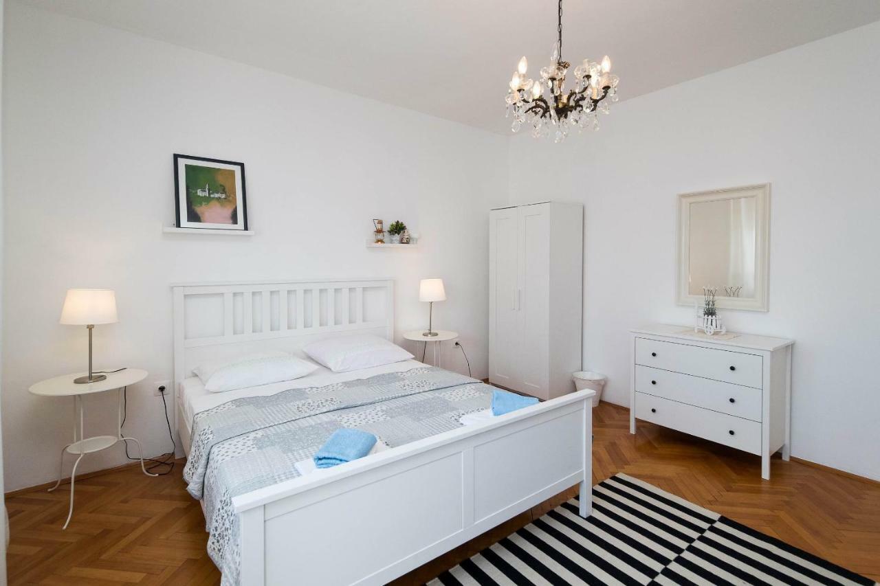 Apartmani Ruzica Crikvenica Exteriör bild